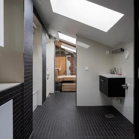 2ndhomes Luxury City 2br Penthouse W/sauna