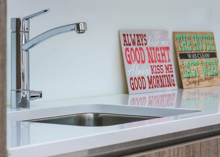 2ndhomes Luxury City 2br Penthouse W/sauna *