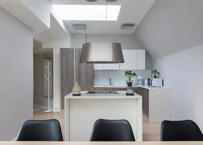 2ndhomes Luxury City 2br Penthouse W/sauna * هلسنكي